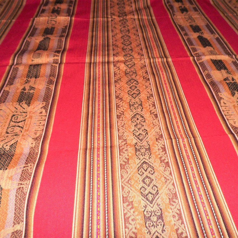 Red  Tapestry Manta Lamas Designs